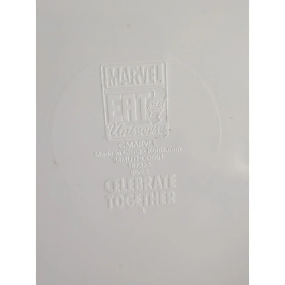 Lot of 3 Superhero plastic plates: Spider Man Captain America Hulk